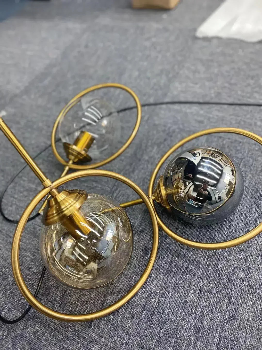 Decorbites™ Lámpara colgante de bola de vidrio del anillo dorado para cocina, comedor y mesita de noche