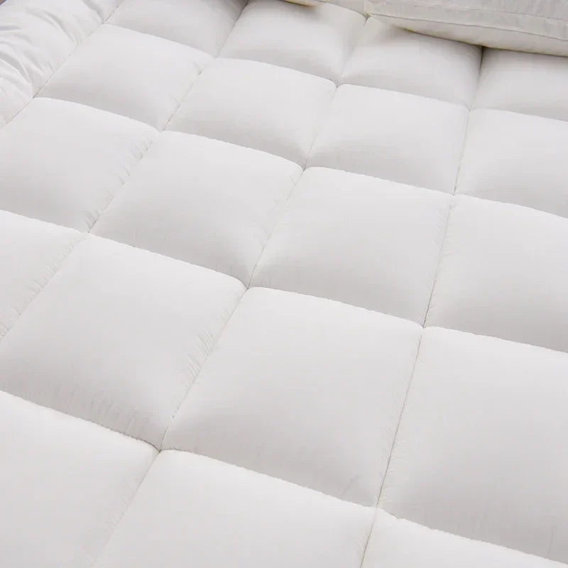 Decobites Soft Thicken Quilted Queen Mattress Topper for Year-Round Comfort