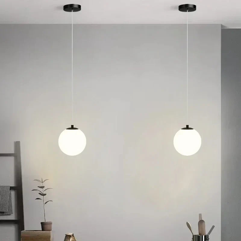 Lámpara colgante LED con bola de cristal DecorBites™ para comedor y dormitorio