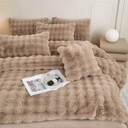 DecorBites™ Gradient Faux Rabbit Fur Bedding Set - Warm Luxury Plush Duvet Cover & Quilt Sets