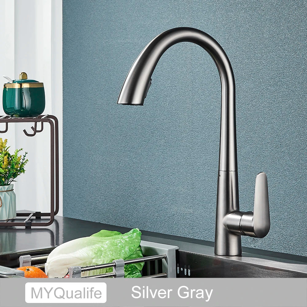 صنبور مطبخ أسود من DecorBites™ بمقبض واحد قابل للسحب لخلاط الماء الساخن والبارد