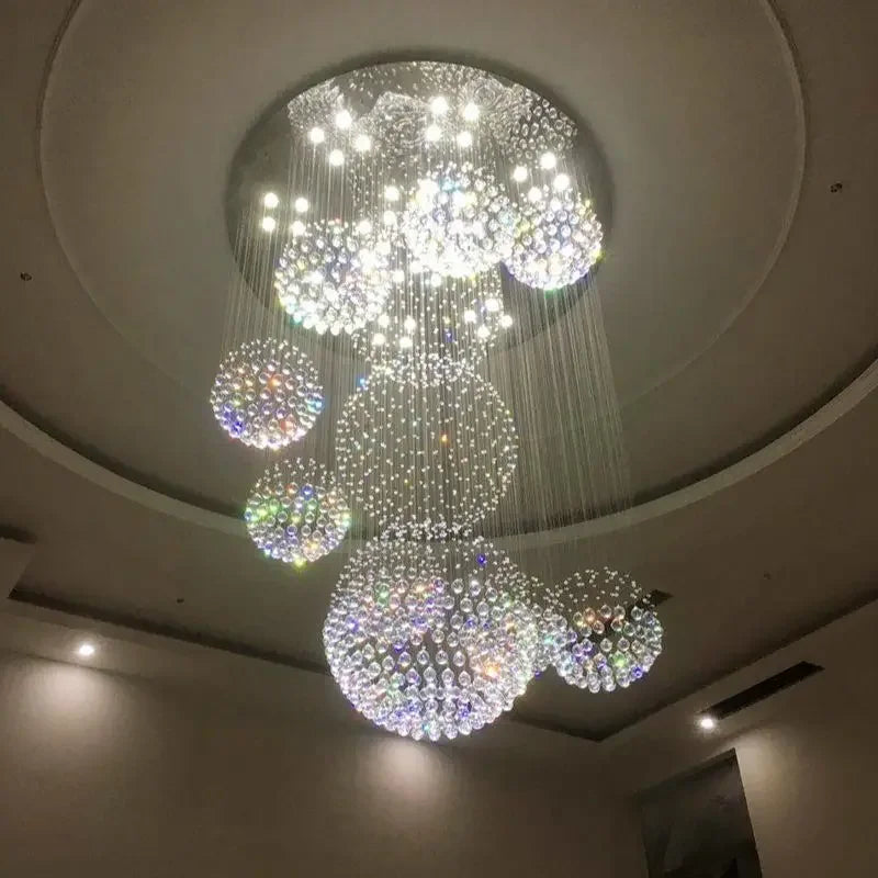 Lámpara de araña LED DecorBites™ con forma de bola de cristal: Iluminación colgante moderna y lujosa para la sala de estar
