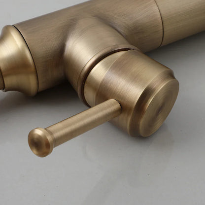 صنبور حمام DecorBites™ من النحاس العتيق/البرونز المصقول بالزيت، مثبت على السطح، بمقبض واحد