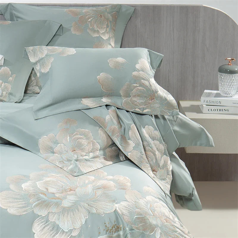 Decobites Luxury Flowers Embroidery Egyptian Cotton Bedding Set with 1400TC Quality