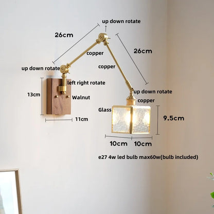 Aplique de pared DecorBites™ Cube de cristal con luz LED, madera de nogal, 2 brazos, espejo giratorio