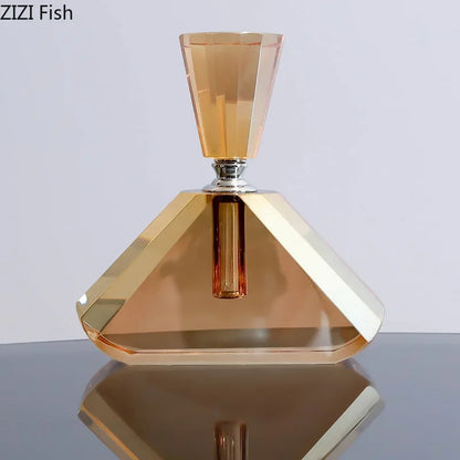 زجاجة عطر كريستالية كهرمانية من ديكوربايتس™ - عبوة إبداعية للزيوت العطرية العطرية