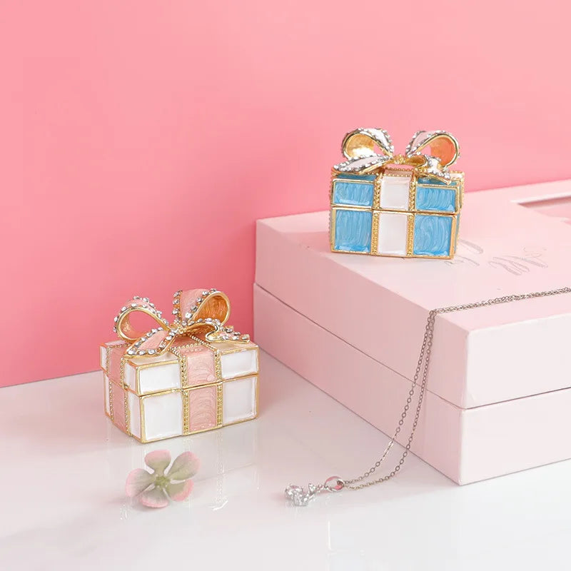 Caja de Joyería de Lazo en Forma de Nudo Decorbites™: Organizador de Anillos y Pendientes en Forma de Lazo y Contenedor de Regalos