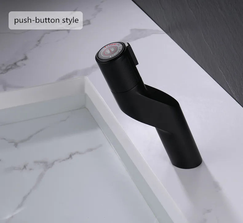 Grifo de lavabo DecorBites™ Gold: Grifo monomando con pulsador para baño, de latón.