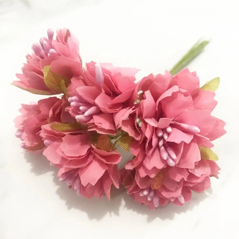 DecorBites™ Paquete de 200 piezas de bayas y estambres de flores de rosa roja mixtas para decoración DIY