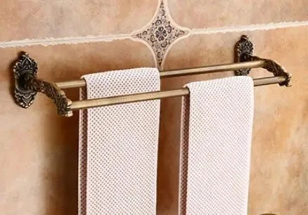 مجموعة إكسسوارات الحمام DecorBites™ المصنوعة من الألومنيوم المنحوت باللون البرونزي العتيق: رف مناشف، وحامل ورق، وخطافات