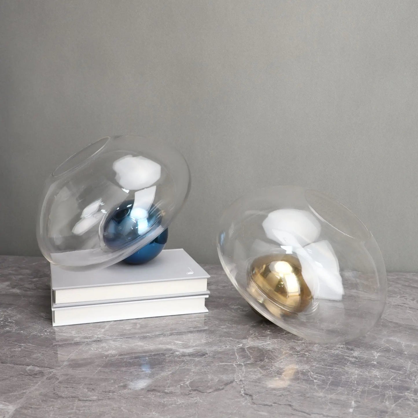 DecorBites™ Golden Ball Glass Vase for Hydroponic Flower Arrangement