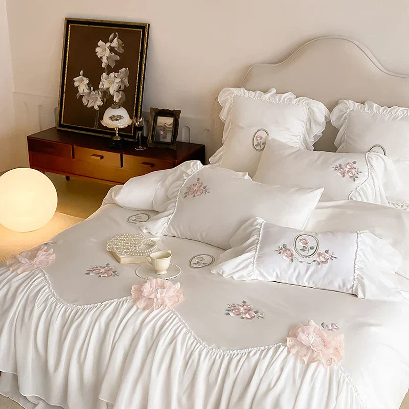 DecorBites™ Lace Ruffles Flowers Embroidery 4Pc Egyptian Cotton Bedding Set