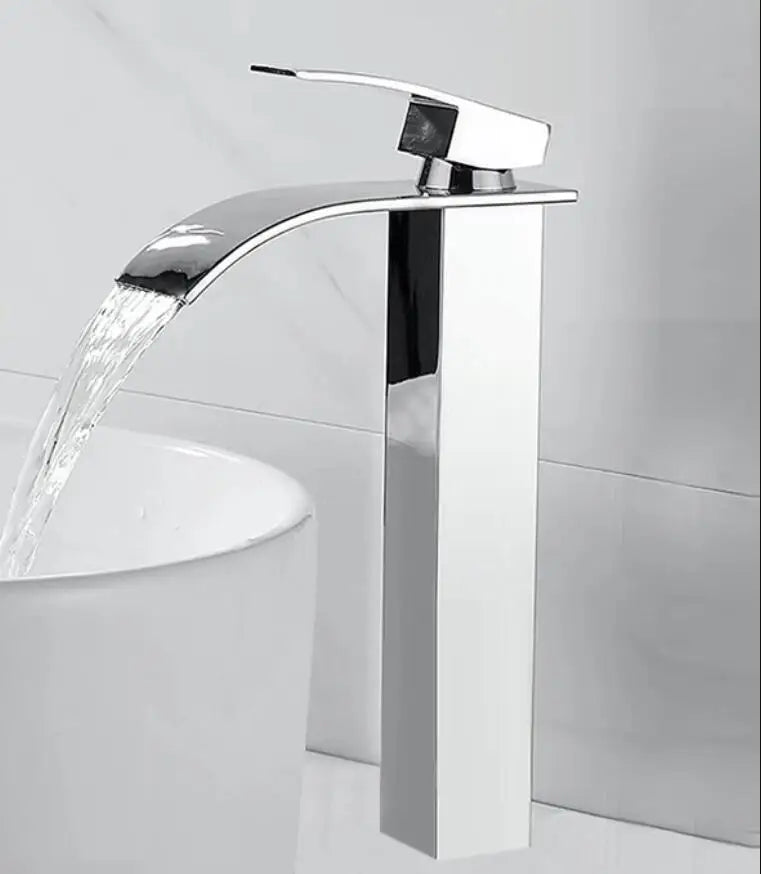 Grifo de baño oro rosa de latón Decorbites™: Mezclador de cascada para lavabo