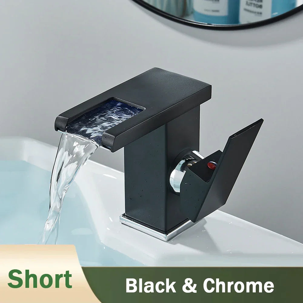 Grifo de Lavabo en Cascada LED Negro Decorbites™: Montado en Cubierta Mezclador Hidroeléctrico