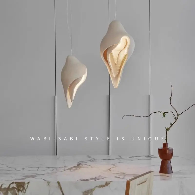 Lámpara colgante DecorBites™ de yeso con forma de concha, estilo Wabi Sabi para sala de estar, dormitorio y escalera.