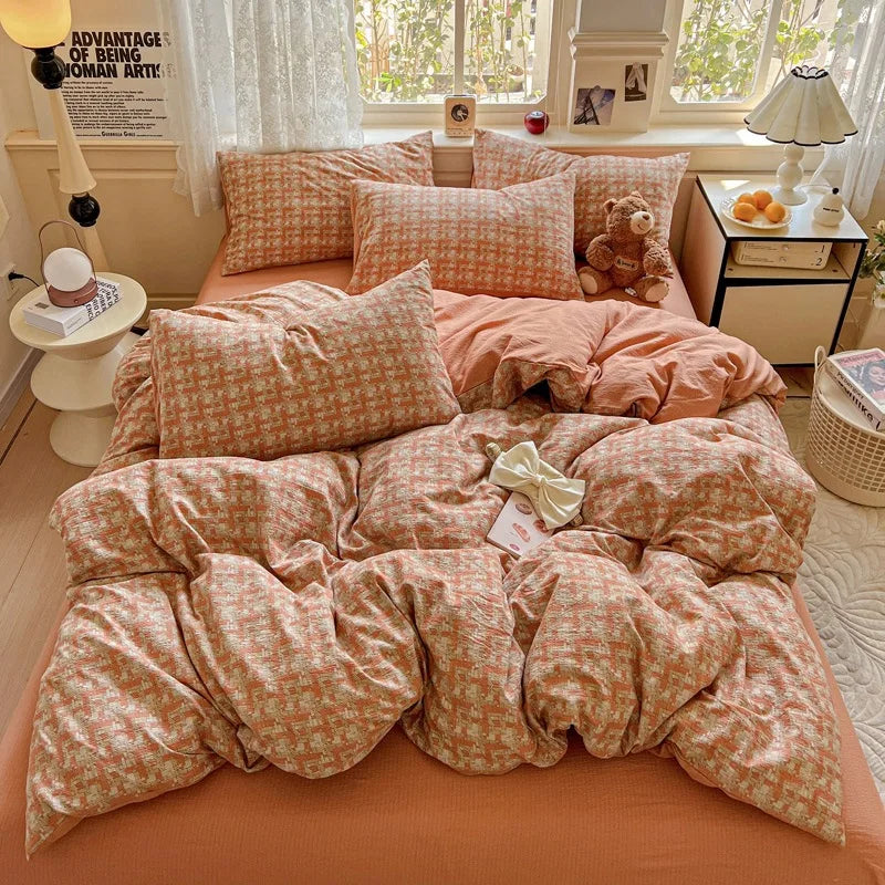 DecorBites™ Cloud Touch Ultra Soft Duvet Cover Set in Sweet Design & Double Layer Yarn