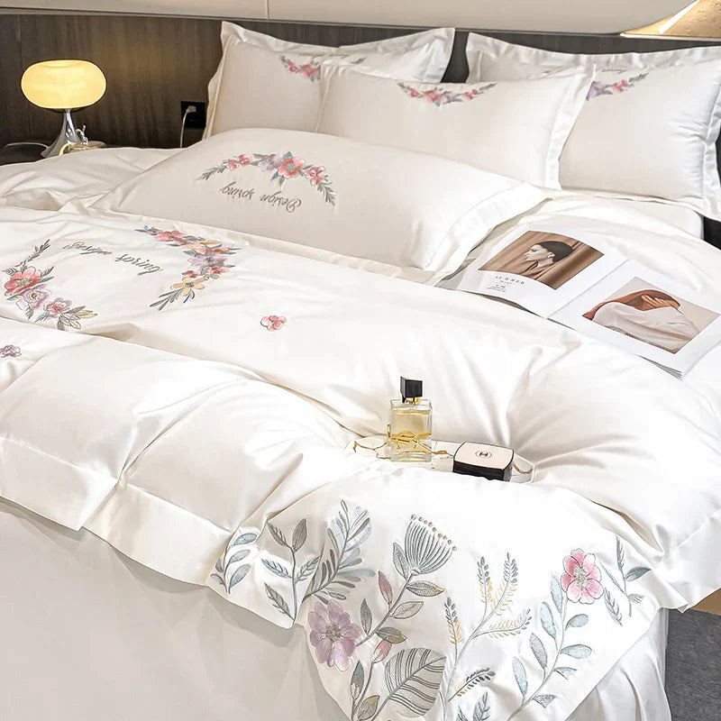 Decobites Luxury Flowers Embroidery Bedding Set: Duvet Cover, Sheet, Pillowcases