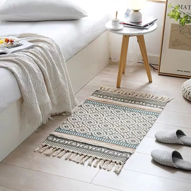 DecorBites™ Bohemian Tassel Rug - Retro Hand Woven Carpet for Home Decor