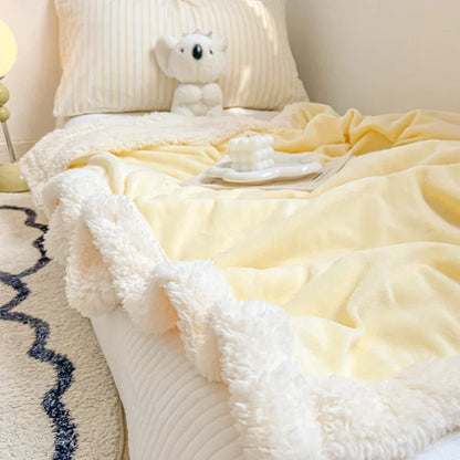 Decobites Plush Lamb Wool Bed Blanket, Soft Cozy Velvet, Warm Fluffy Flannel, 150x200cm, 200x230cm