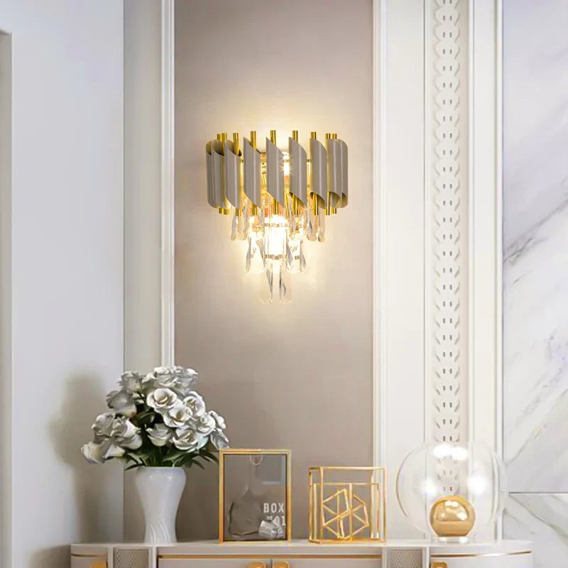 Aplique de pared DecorBites™ Crystal Gold de acero inoxidable con luz LED regulable