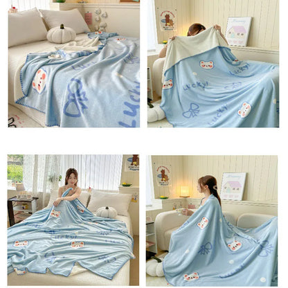 Manta de terciopelo color leche DecorBites™: Diseño bonito, cálida, multifuncional, ideal para el sofá y para viajes.