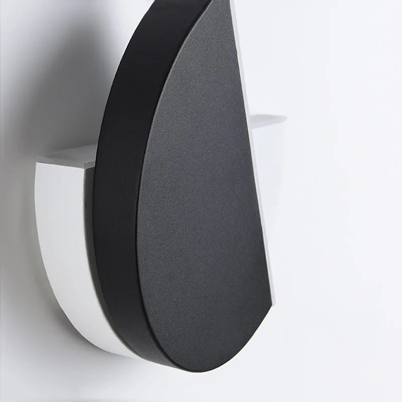 مصباح حائط LED قابل للتعديل من DecorBites™ لإضاءة غرف النوم والممرات العصرية