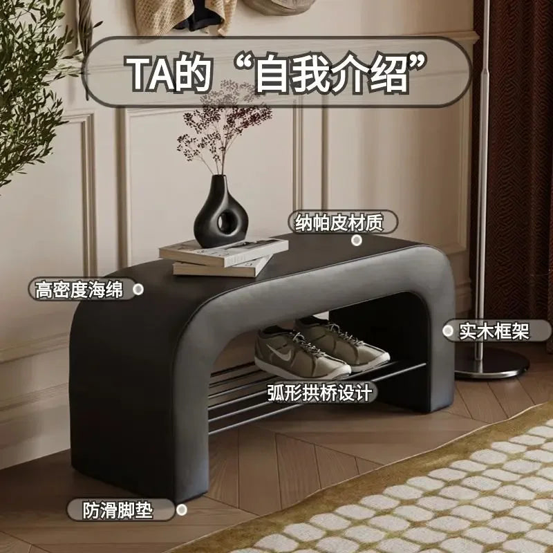 Taburete para Cambiar Zapatos de Cuero Decorbites™: Asiento Estiloso y Funcional para Sala de Estar y Dormitorio.