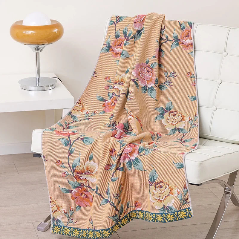 DecorBites™ Kawaii Cartoon Adults Bath Towel - Soft Cotton Gauze, Absorbent & Quick-Dry - Large 80x160cm Beach Wrap