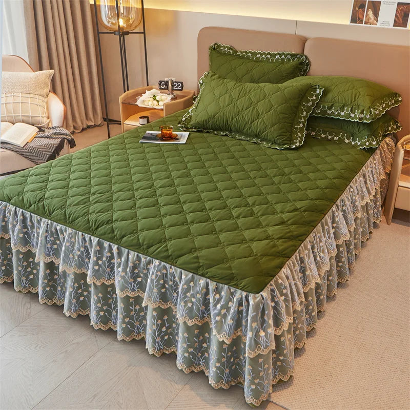 Decobites Cotton Lace Ruffles Quilted Bed Skirt Set with Pillowcases