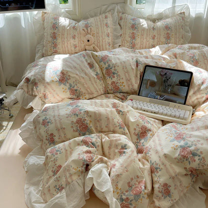 Decobites Small Floral Lace Ruffles Princess Bedding Set with Vintage Charm