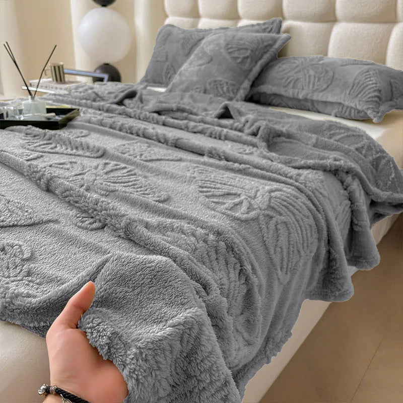 Manta DecorBites™ Luxe Chiffon Butterfly Jacquard: Manta suave y acogedora para el sofá o la cama