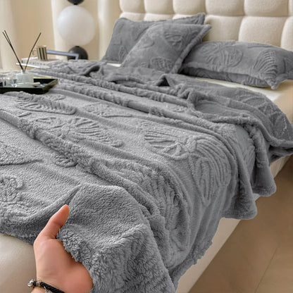 Manta DecorBites™ Luxe Chiffon Butterfly Jacquard: Manta suave y acogedora para el sofá o la cama