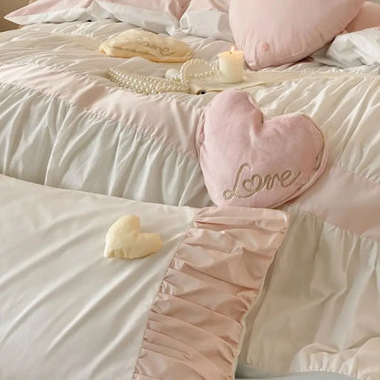 DecorBites™ Heart-shaped Washed Cotton Bedding Set - Duvet Cover, Bed Sheet, Pillowcases