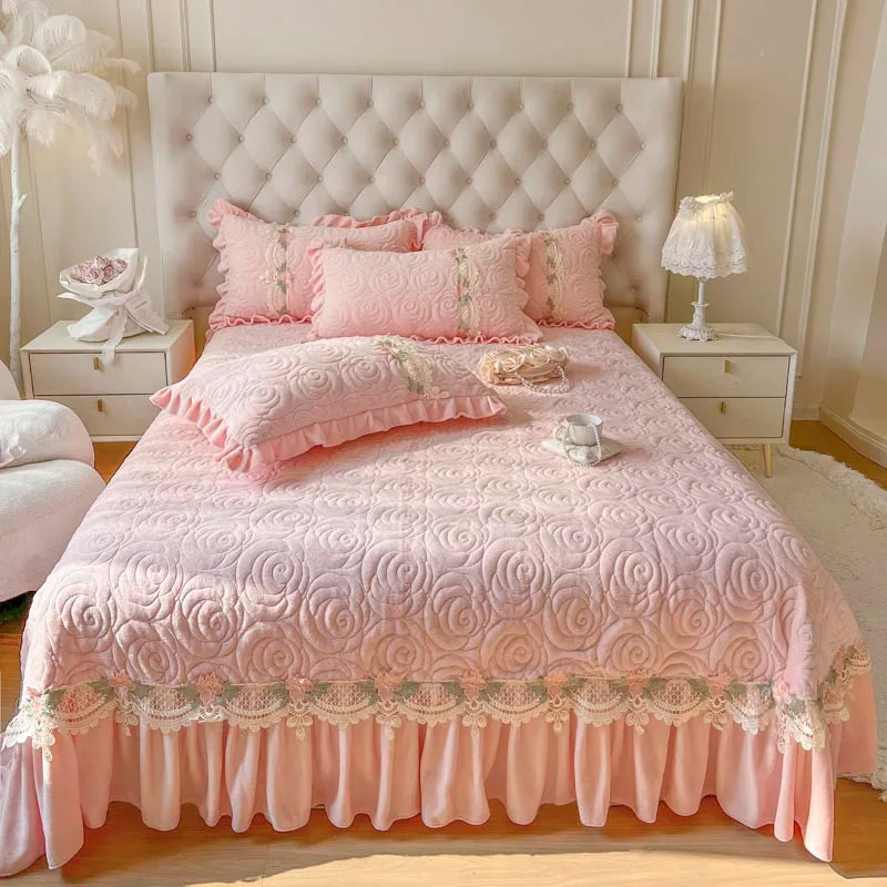 Decobites Pink Flowers Lace Ruffles Princess Velvet Bedding Set