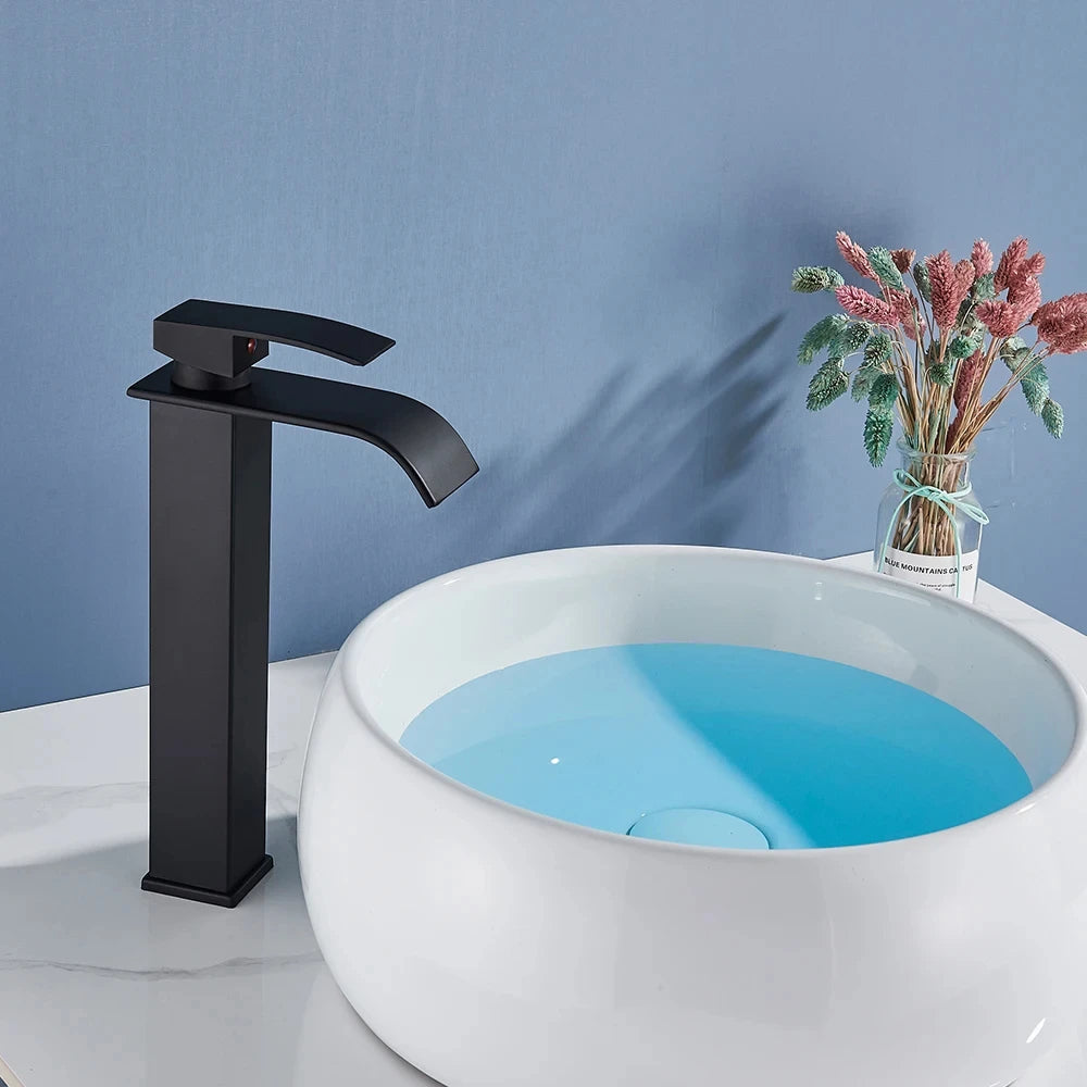 Bathroom Waterfall Basin Faucet Brass Bath Sink Faucet Hot&Cold Water Mixer Vanity Tap Deck Mounted Washbasin Taps