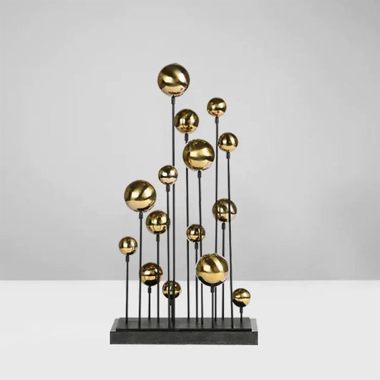 Escultura geométrica de bola dorada DecorBites™: Adorno decorativo para el hogar, artesanía en metal