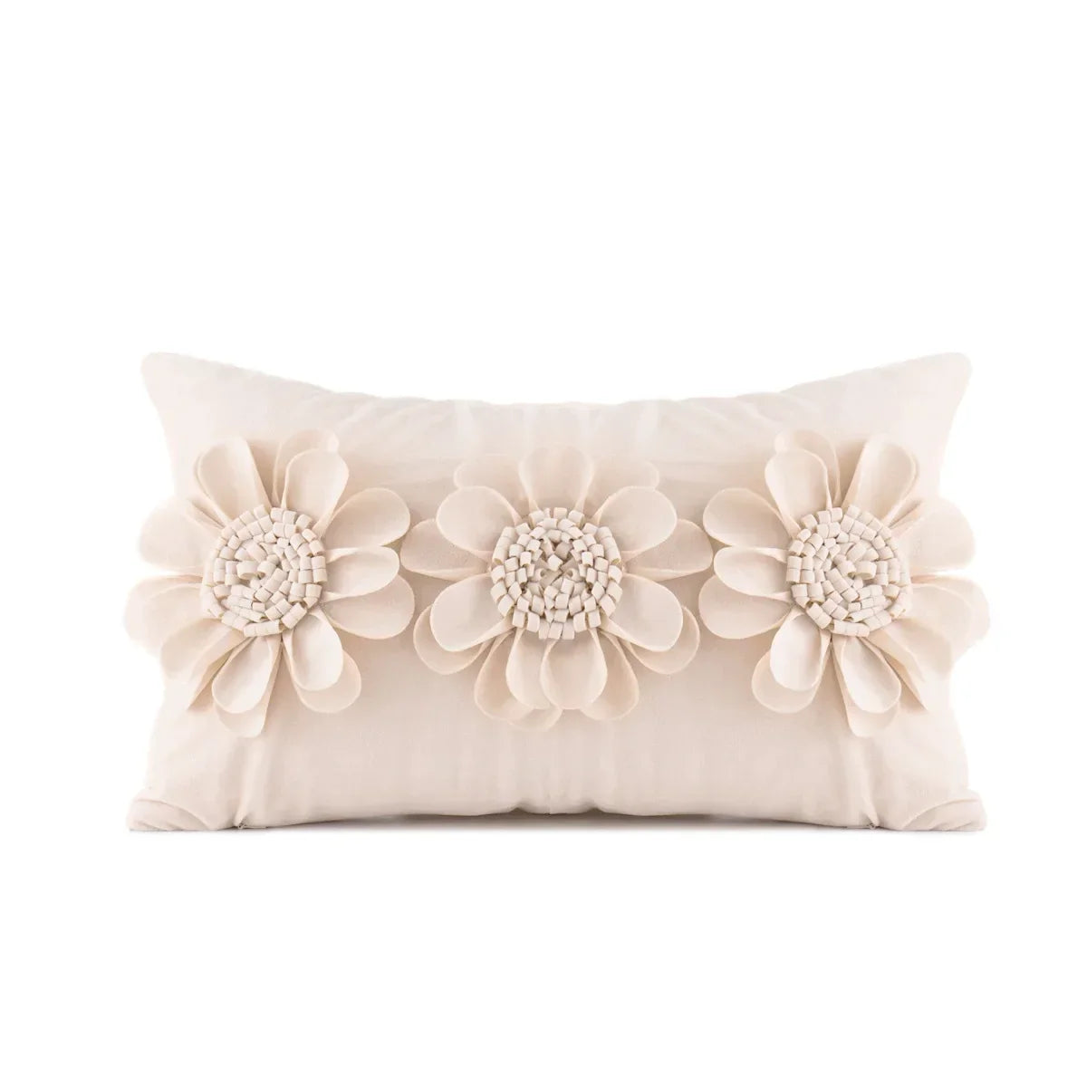 أغطية وسائد مخملية ثلاثية الأبعاد من DecorBites™ بتصميم زهور باللون الأصفر والبيج مقاس 45×45 سم