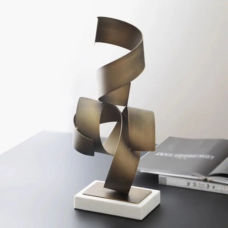 زخارف هندسية من الحديد المطاوع من DecorBites™ لديكور المنزل والمكتب