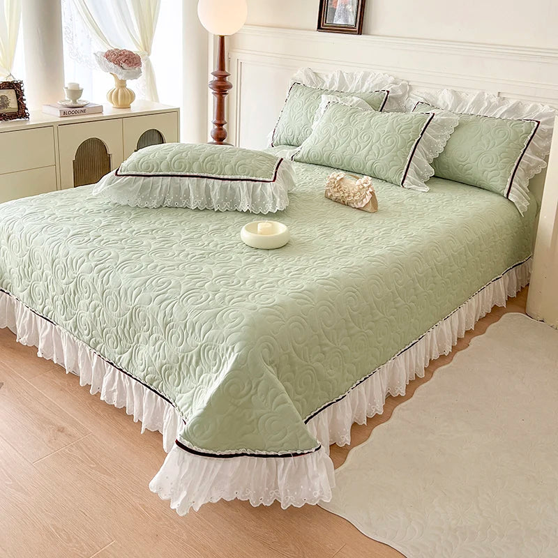 Decobites Princess Style Cotton Quilted Bedspread Set with Lace Edge & Pillowcase