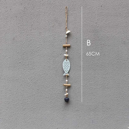 ديكور بايتس™ - قلادة على شكل سمكة زرقاء على شكل خادمة بحرية مصنوعة من أجراس خشبية عائمة لتزيين الحائط