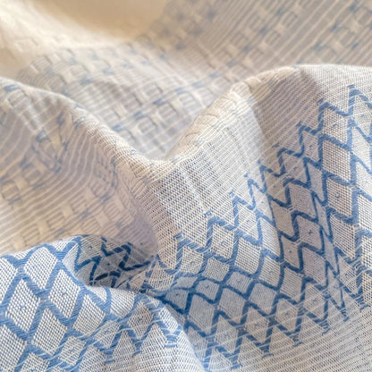 طقم ملاءات DecorBites™ القطنية المجهزة مع غطائي وسادة، مقاوم للغبار والانزلاق