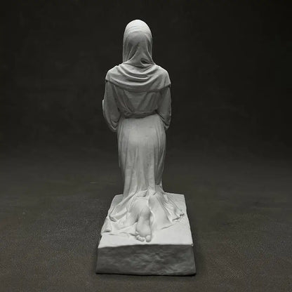 DecorBites™ Christian Pray Sculpture Resin Figurine Home Decor Artistic Handicrafts