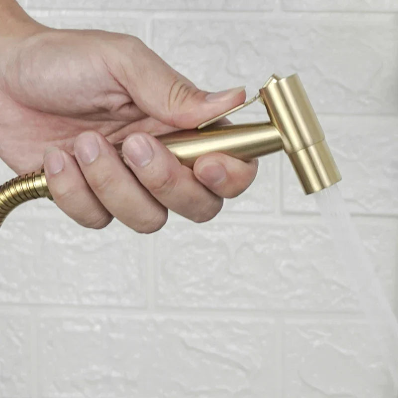 Decorbites™ Grifo de Bidé Dorado Pulverizador Manual de Grifo de Agua Fría Único Grifo Higiénico para Inodoro Ducha