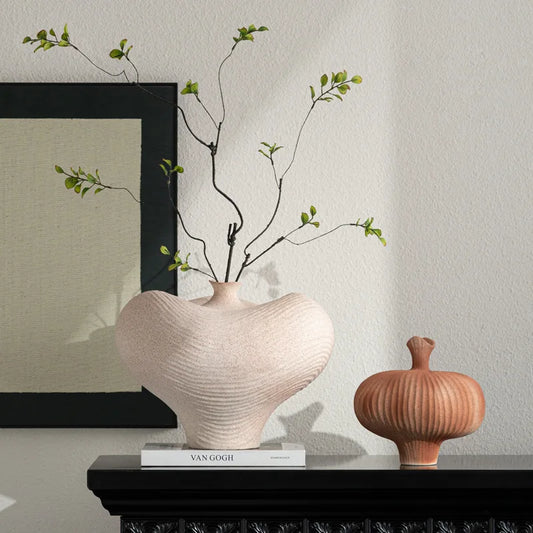 Florero de cerámica geométrica abstracta DecorBites™ - Cerámica artesanal para decoración del hogar