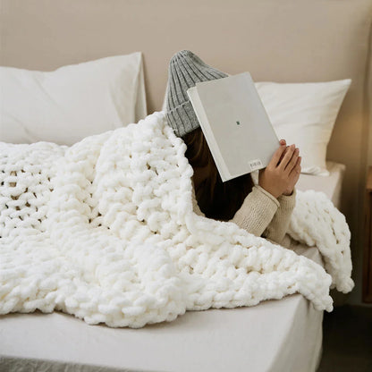 بطانية ديكوربايتس™ المريحة والمحبوكة من قماش الشنيل - غطاء ناعم مزخرف للسرير أو الأريكة أو غرفة المعيشة - بديل لللحاف الصيفي أو السجادة