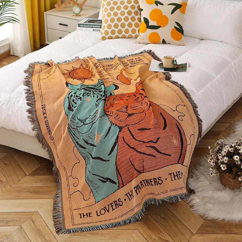 DecorBites™ Gothic Thread Blanket Throw Tapestry - Versatile Home Decor & Outdoor Essential