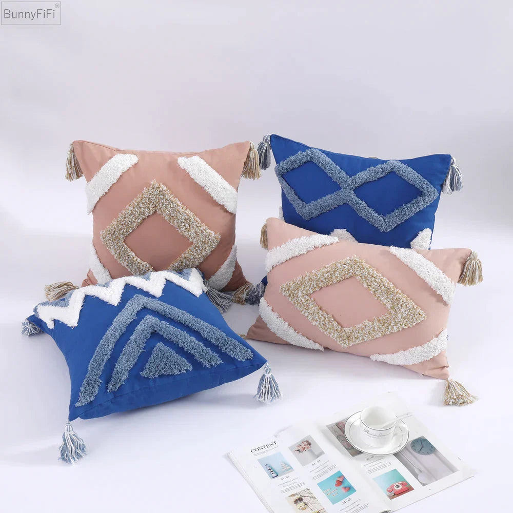 Funda de cojín DecorBites™ Boho con borlas y mechones, 45x45cm - Funda de cojín decorativa de algodón azul y rosa