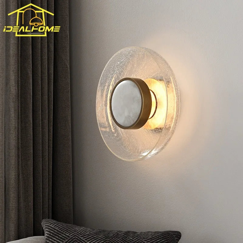 Lámpara de pared LED DecorBites™ de cristal agrietado. Diseño moderno y minimalista para la decoración del hogar.