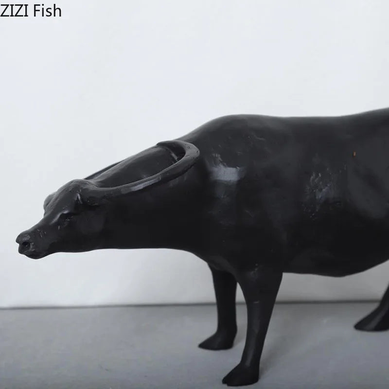 DecorBites™ تمثال راعي بقر من الراتنج لديكور المنزل الحديث