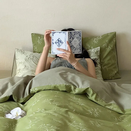 DecorBites™ Bamboo Leaf Jacquard Bedding Set: Soft & Comfortable Quilt Set, 100% Cotton, Green, Adult & Kids.